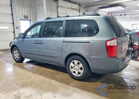 2008 Kia Sedona Ex z USA, uszkodzony, nr VIN KNDMB233686238909